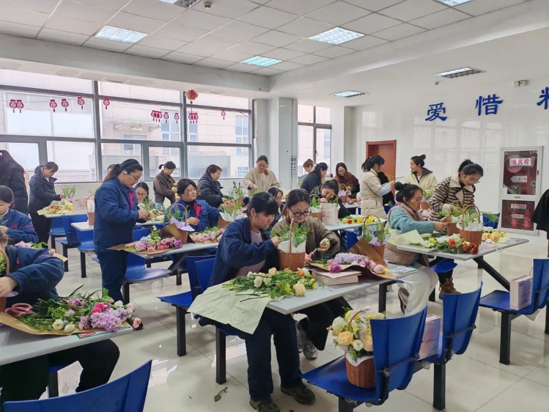 �������������� | ��ʢ�����ٰ조���ˡ���Ů�ڲ廨�ż��